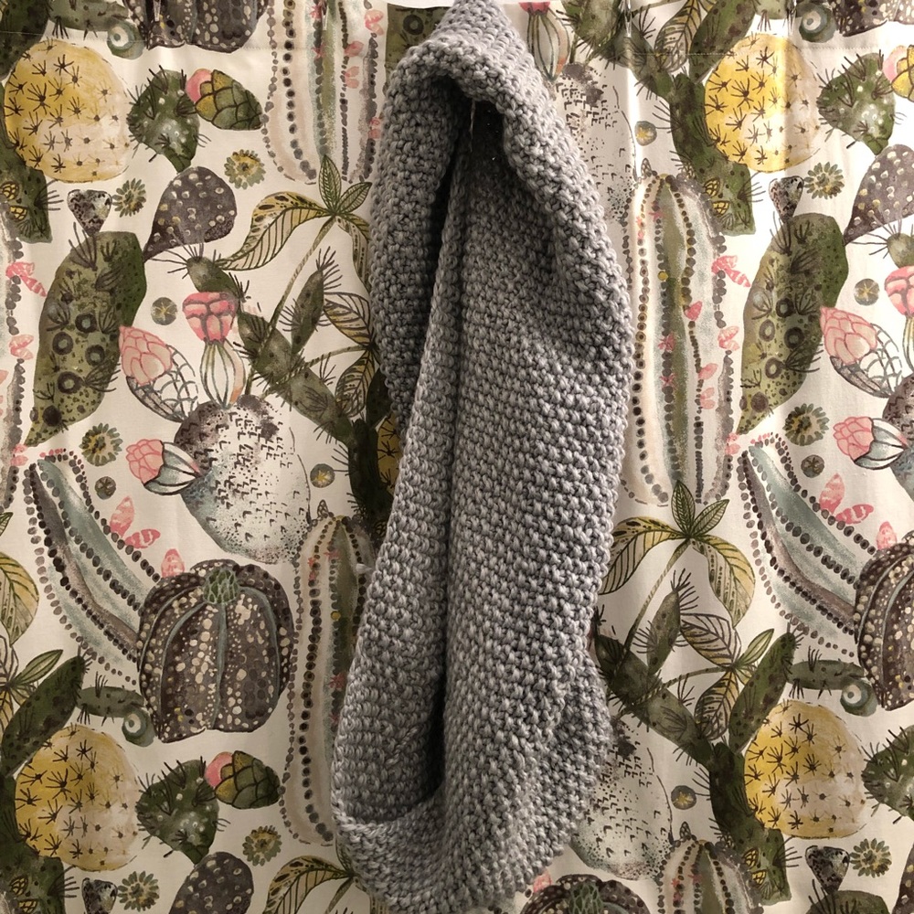 Chunky cowl scarf!